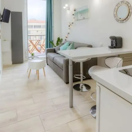 #19 Studio Lafayette A 3mins Du Bord De Mer Centre *